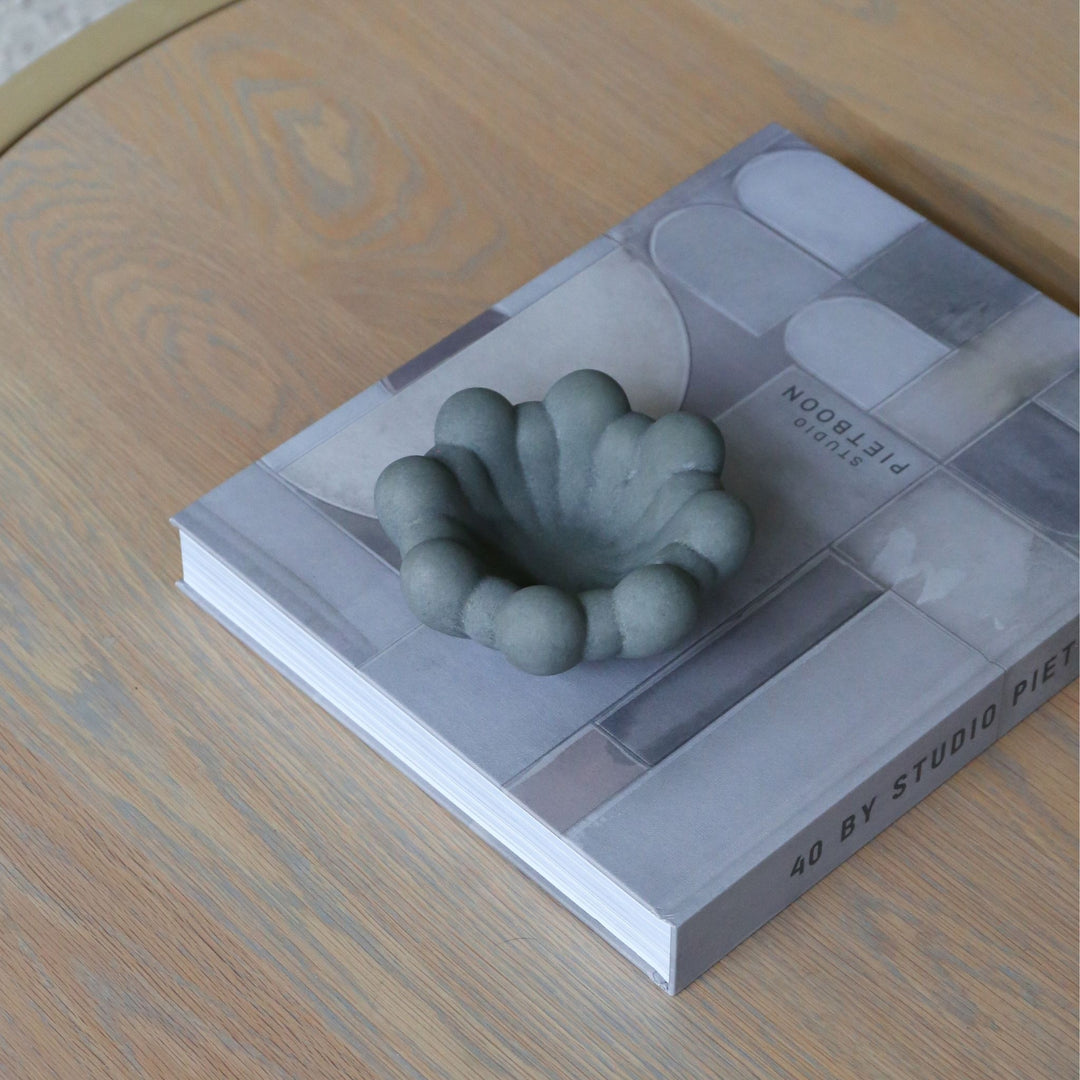 101 COPENHAGEN Bloom Tray Mini, D15.5cm, Dark Grey