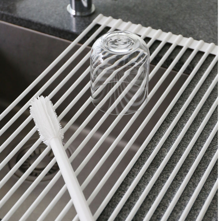 DESIGNSTUFF DRIP Silicone Fold Dish Drying Rack, White