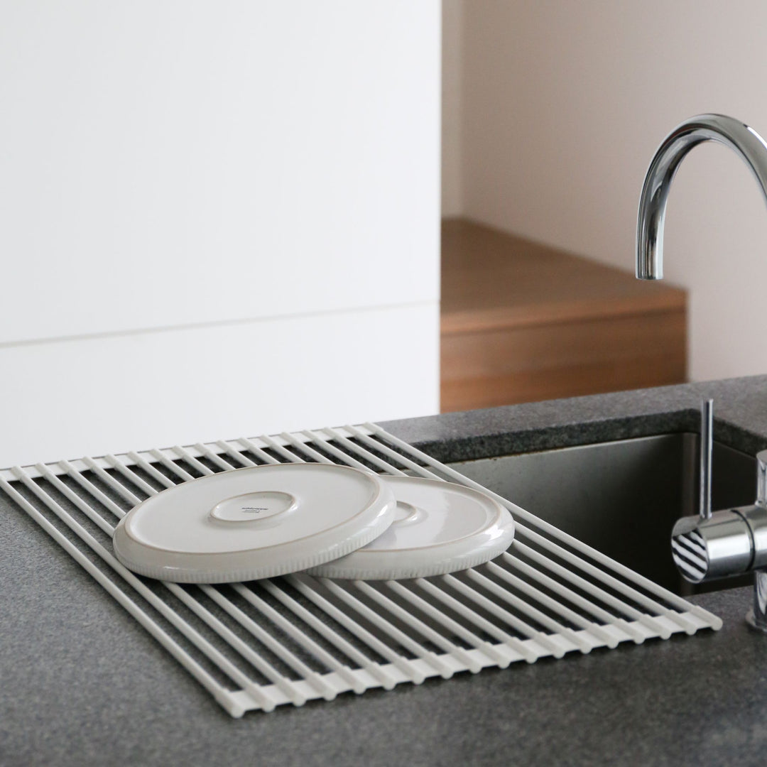 DESIGNSTUFF DRIP Silicone Fold Dish Drying Rack, White