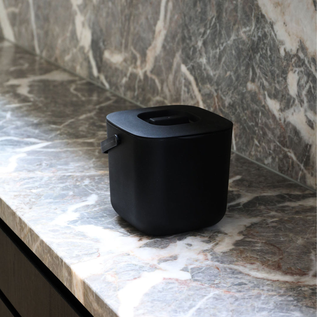 DESIGNSTUFF ETTA Compost Bin 7L, Black