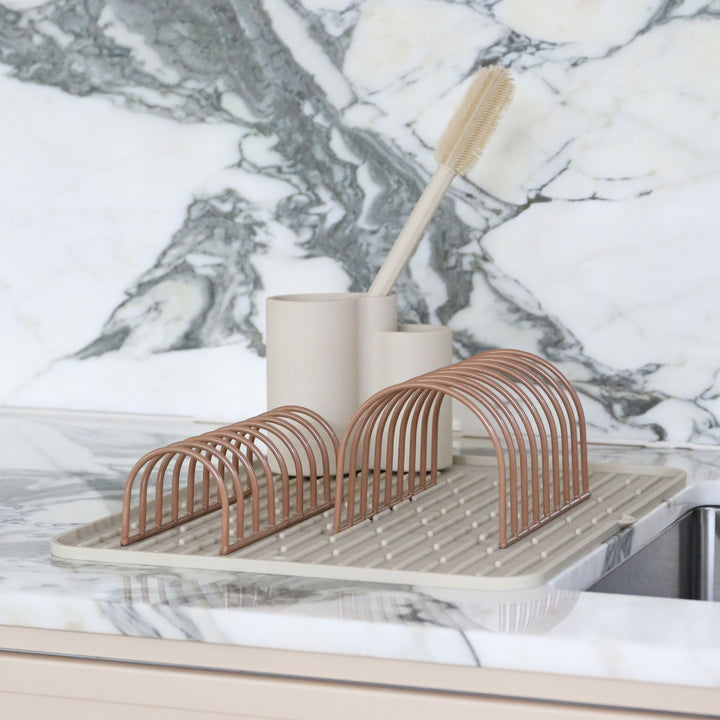 DESIGNSTUFF DRIP Dish Drainer, Camel (Set of 2)