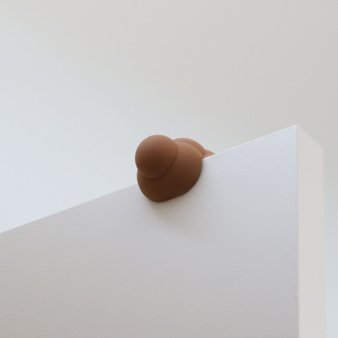DESIGNSTUFF CUBI Cloud Door Stop, Camel