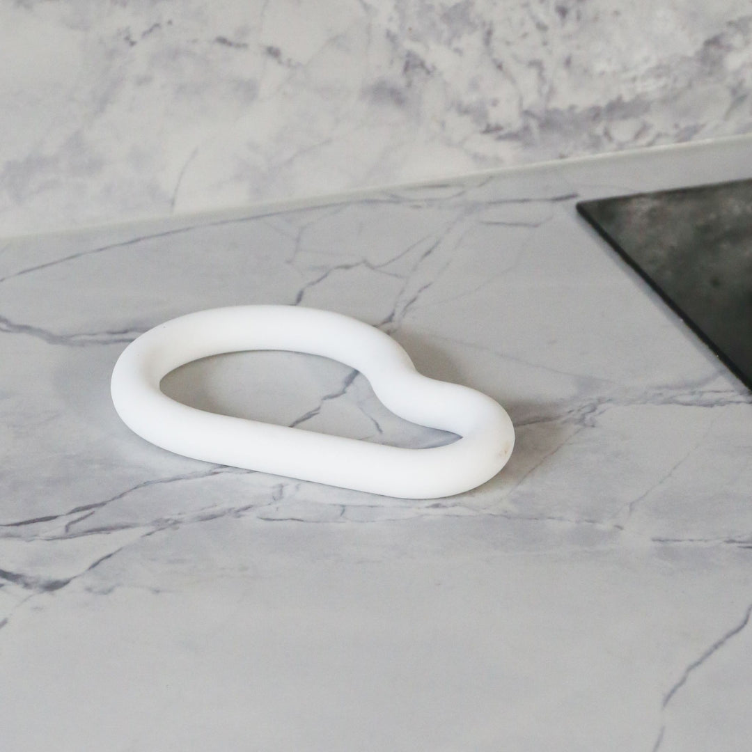 DESIGNSTUFF Curve Silicone Trivet, White