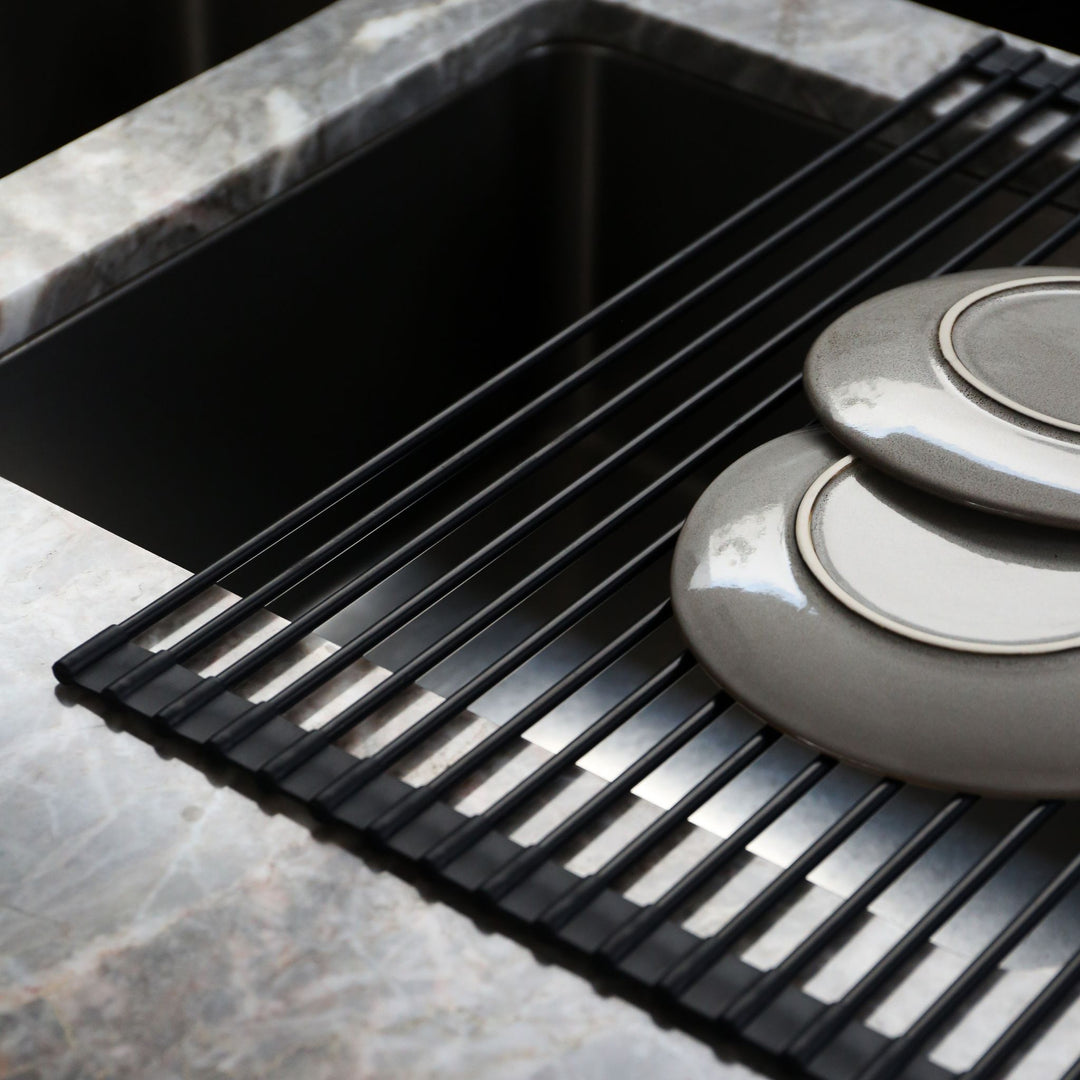 DESIGNSTUFF DRIP Silicone Fold Dish Drying Rack, Black