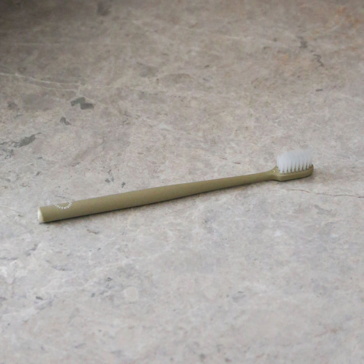 DESIGNSTUFF Wheatstraw Toothbrush, Khaki