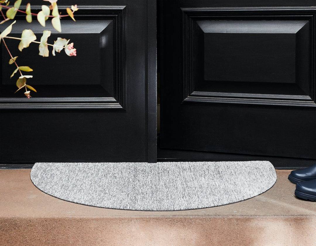 CHILEWICH Welcome Door Mat, Shag In Out Mat, Heathered/Fog, 53x91cm