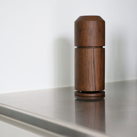 EKTA LIVING ‘Crush Me’ Salt or Pepper Grinder, Smoked Oak