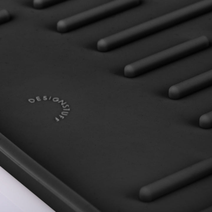 DESIGNSTUFF DRIP Folding Silicone Drying Mat Large with Drainage Mouth, Black