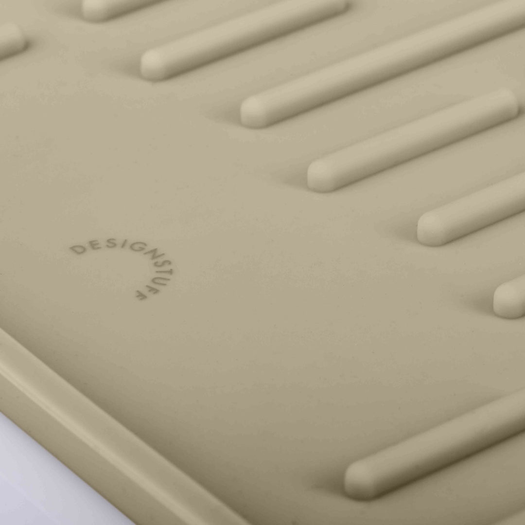 DESIGNSTUFF DRIP Folding Silicone Drying Mat Large w/ Drainage Mouth, Sand