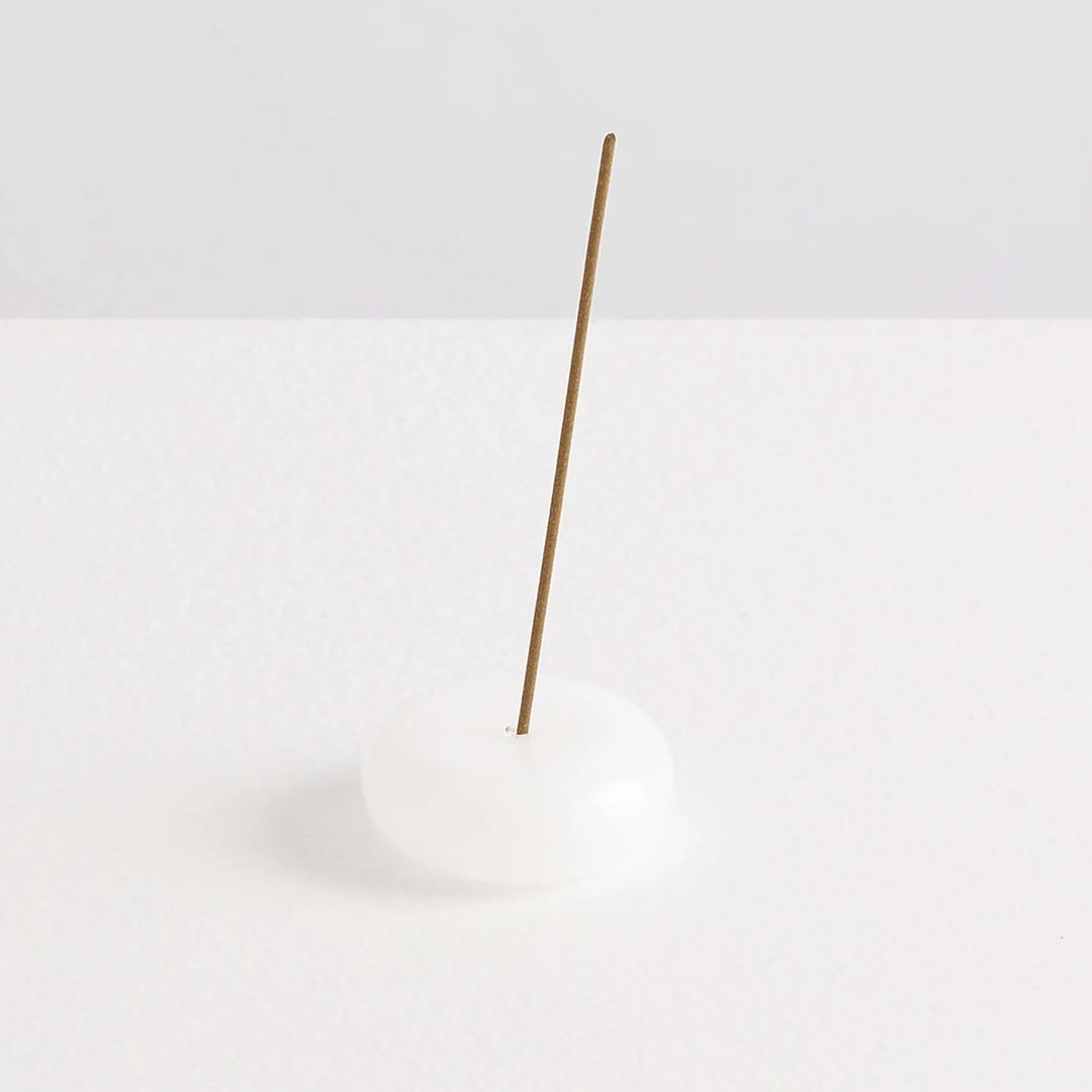 MAISON BALZAC The Pebble Incense Holder, Opaque White