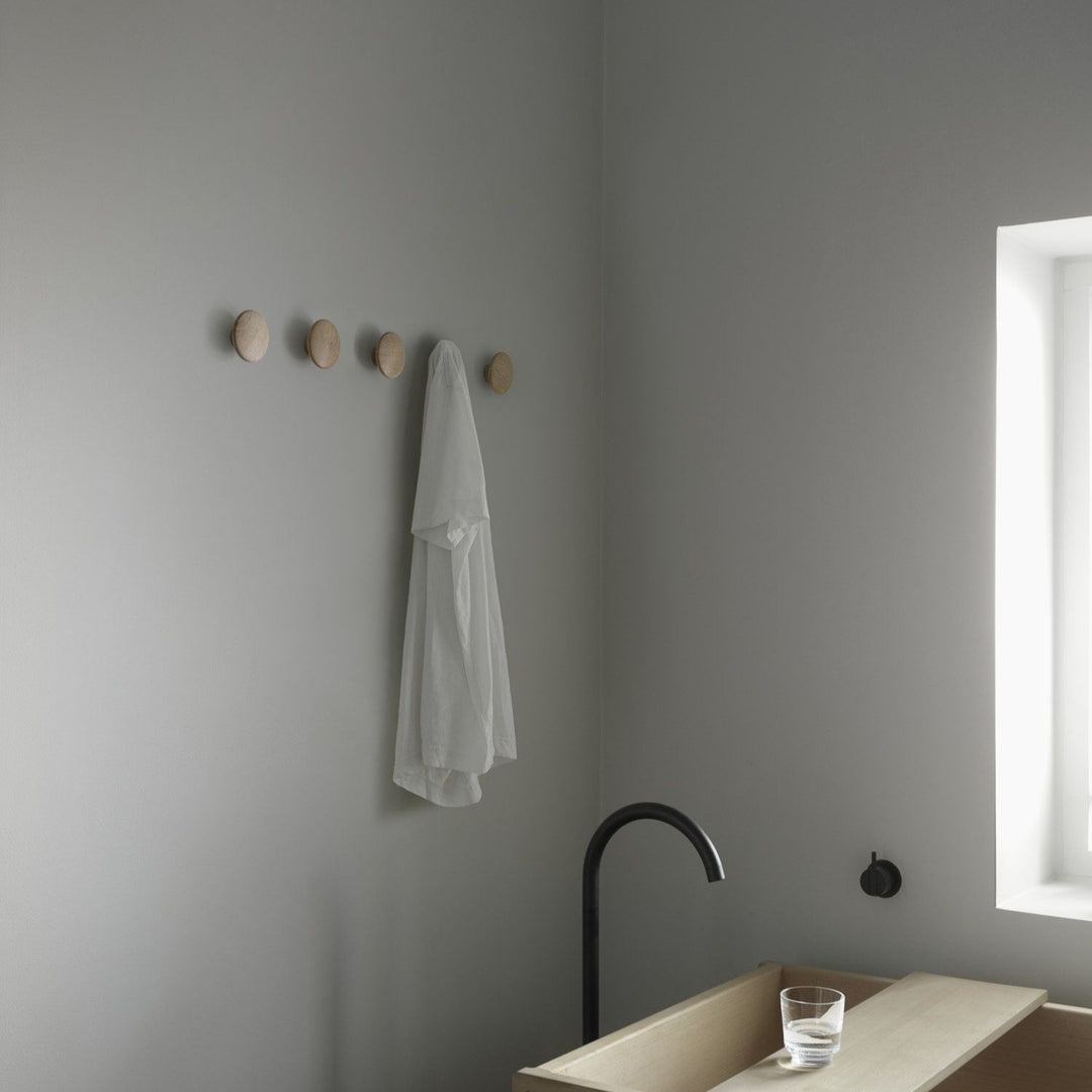 MUUTO The Dots Hooks, Oak (Set of 5)