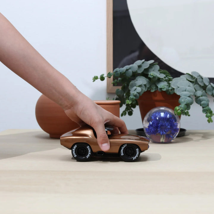 PLAYFOREVER Verve Leadbelly Burnside Car