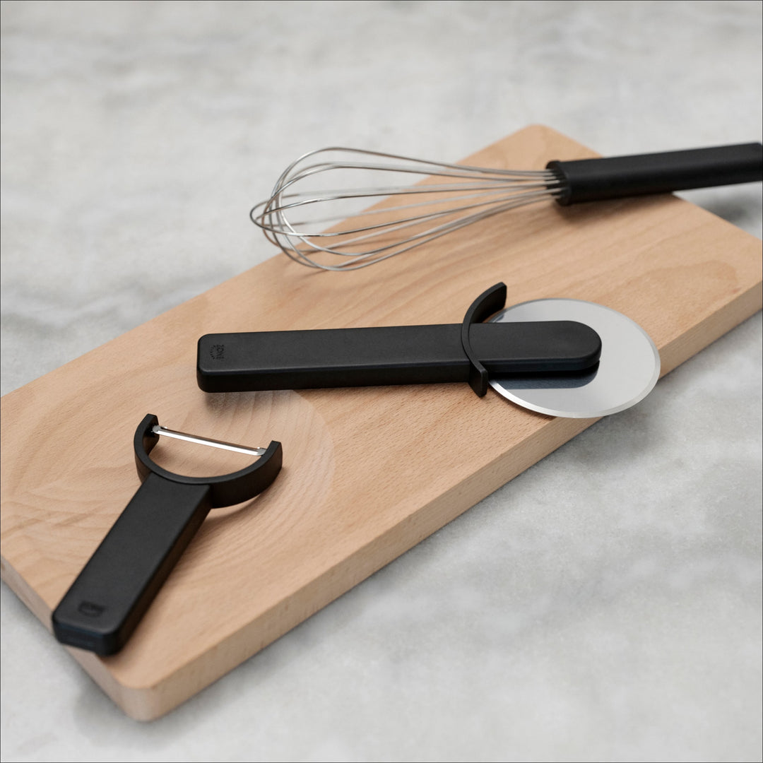 ZONE DENMARK Singles Wood Chopping/Serving Board, L38 x W17cm, Beech