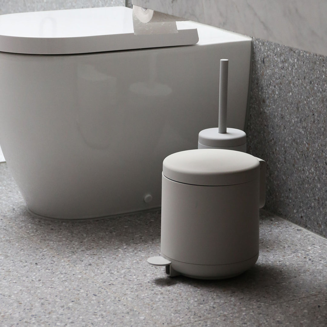ZONE DENMARK Ume Pedal Bin Soft Touch 4L, Soft Grey