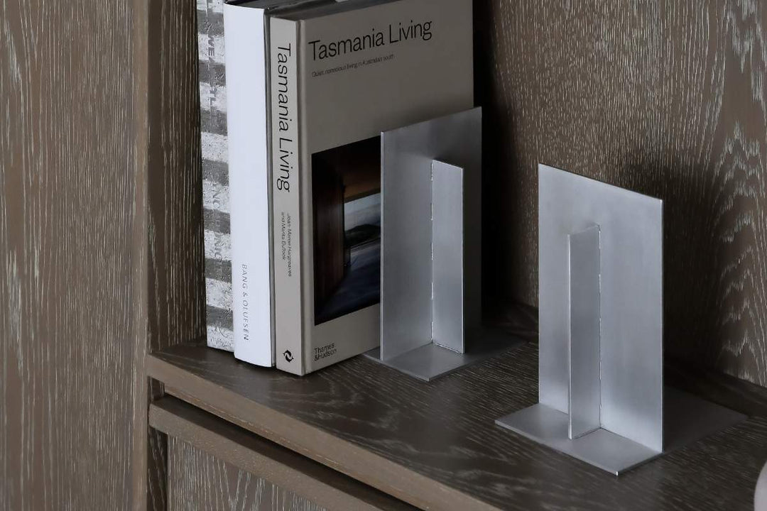 How to Buy Homewares for Someone Else’s Home
