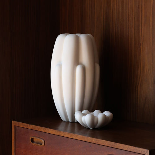 101 COPENHAGEN Bloom Slim Vase Mini, H34cm, Bone White