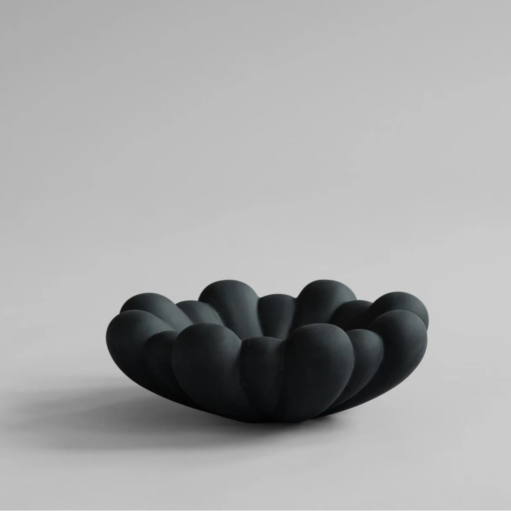 101 COPENHAGEN Bloom Tray Medio, D28.5cm, Black