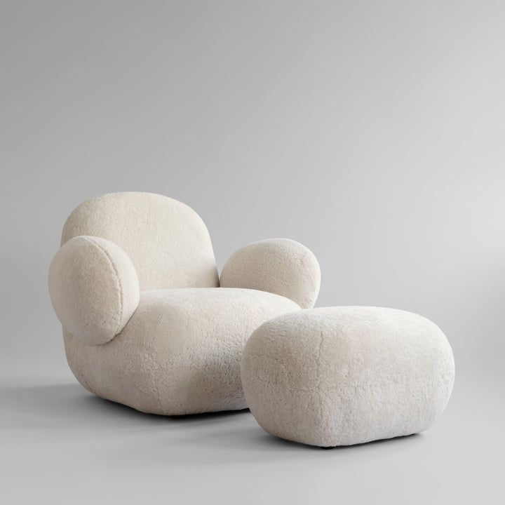 PRE-ORDER │ 101 COPENHAGEN Toe Armchair, Flat, Sandshell Sheepskin