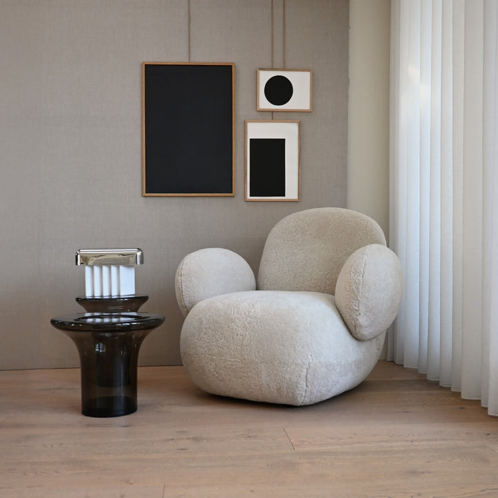 PRE-ORDER │ 101 COPENHAGEN Toe Armchair, Flat, Sandshell Sheepskin
