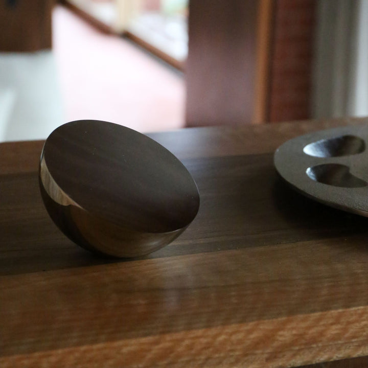 NEW WORKS Aura Table Mirror Sculpture