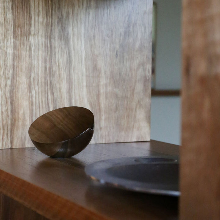 NEW WORKS Aura Table Mirror Sculpture