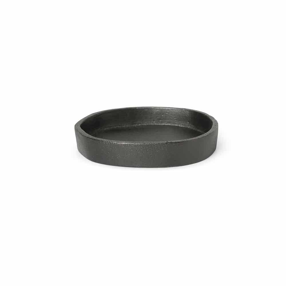 ferm LIVING Yama Tray Round, Blackened Aluminium