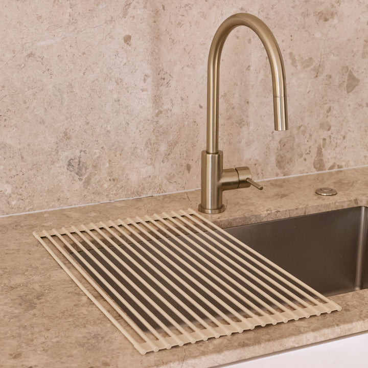 DESIGNSTUFF DRIP Silicone Fold Dish Drying Rack, Sand