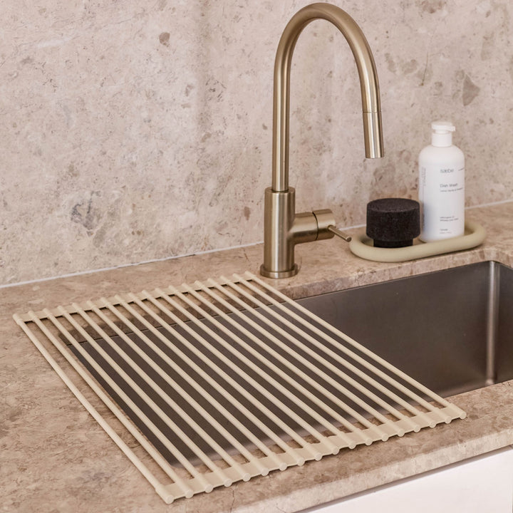 DESIGNSTUFF DRIP Silicone Fold Dish Drying Rack, Sand