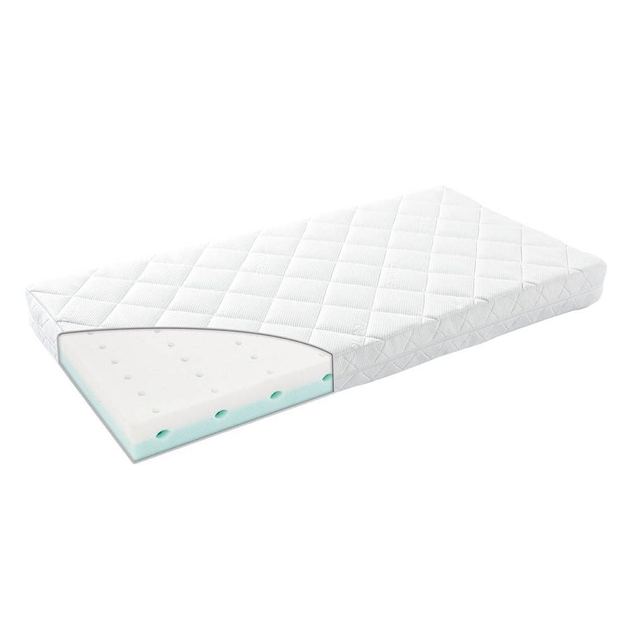 LEANDER Mattress for Luna Cot, 140 cm on a White Background