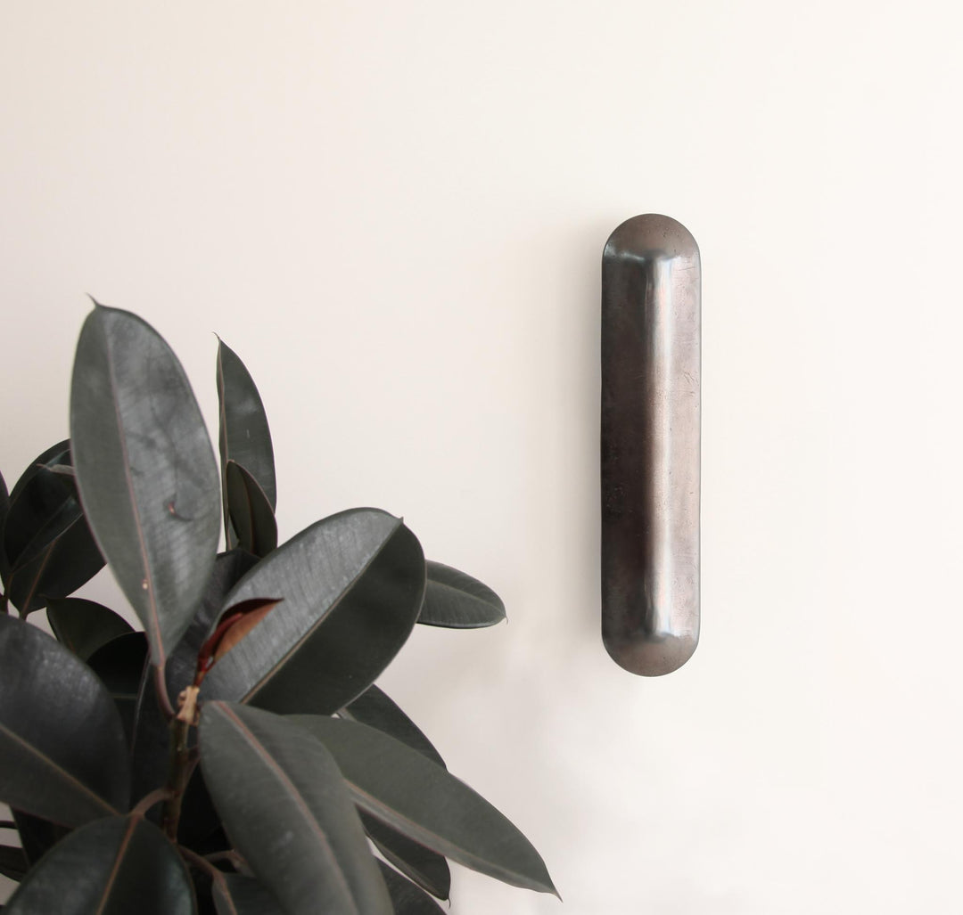 PRE-ORDER | SOUTH DRAWN Shadowline Wall Sconce, Aged Brass