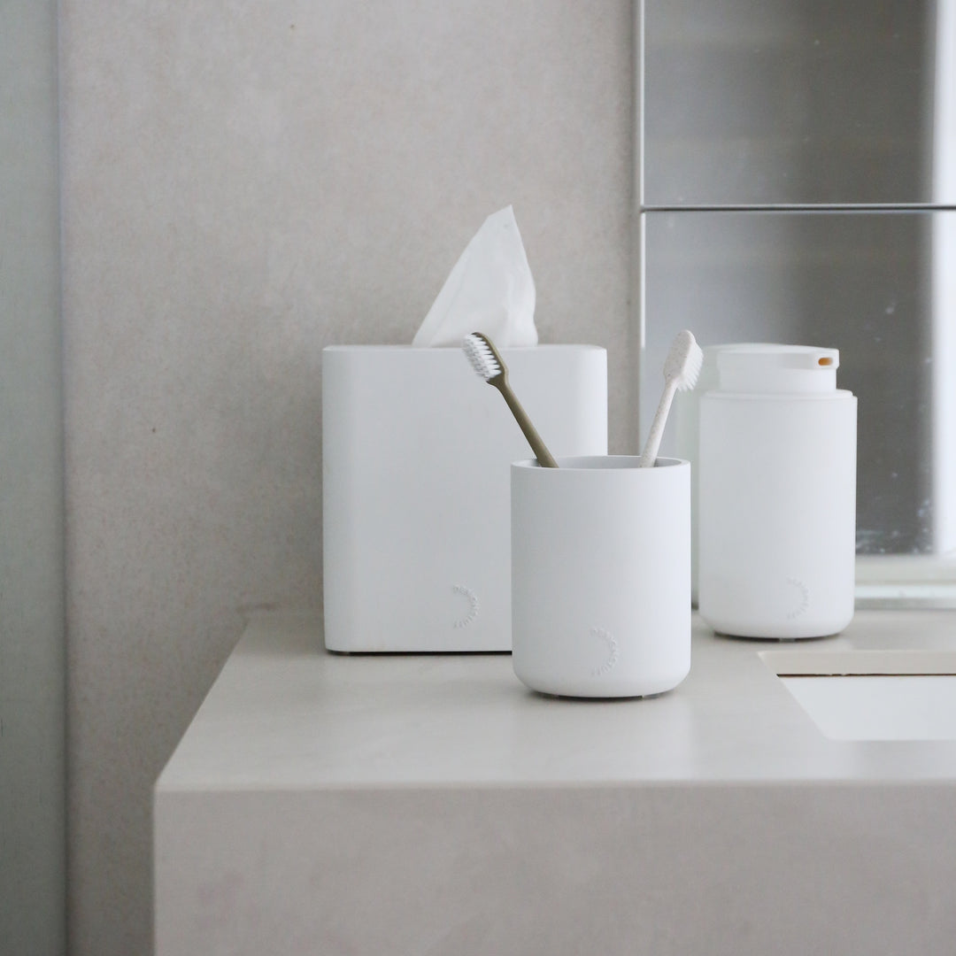 DESIGNSTUFF ARC Square Tissue Box, White