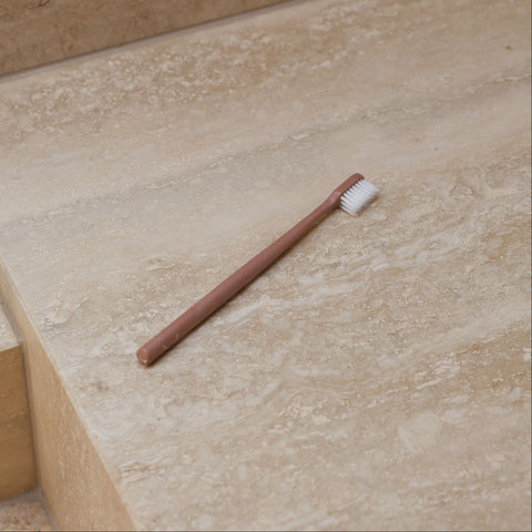 DESIGNSTUFF Wheatstraw Toothbrush, Clay