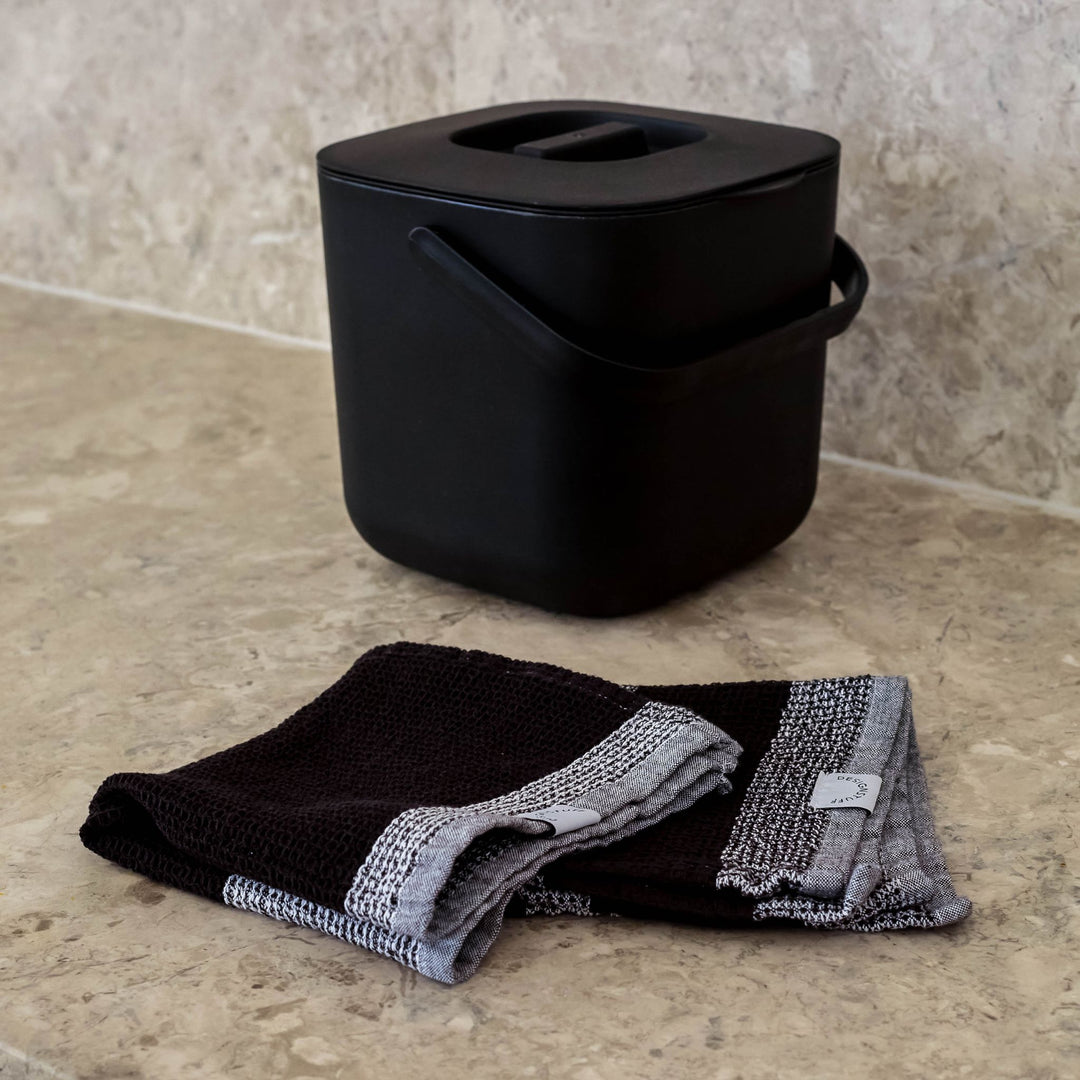 DESIGNSTUFF ETTA Compost Bin 7L, Black