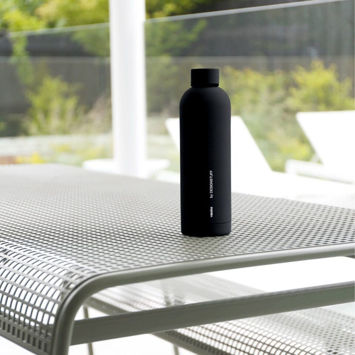 DESIGNSTUFF Vaeske Drink Bottle 750ml, Black