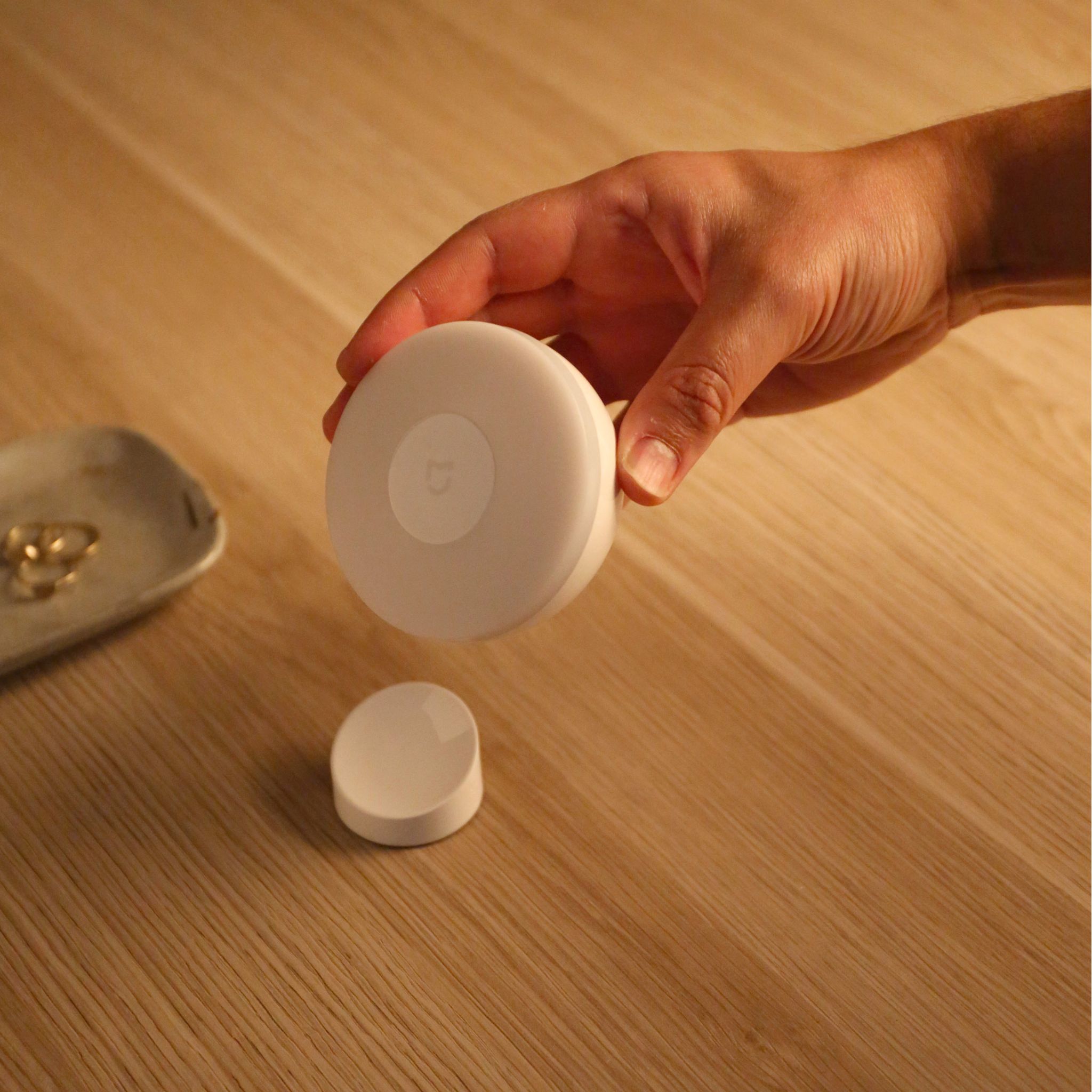 Mi motion activated night light 1 outlet