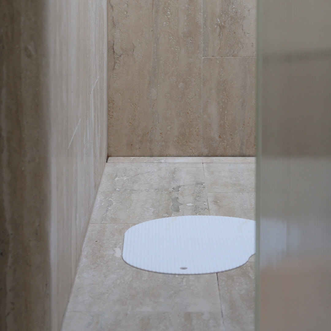 DESIGNSTUFF CURV Silicone Bath Mat, White