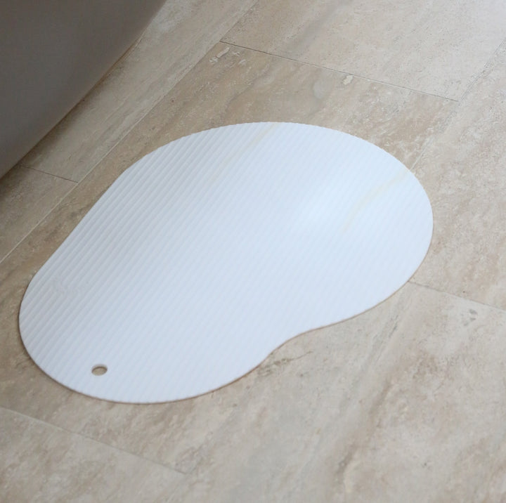DESIGNSTUFF CURV Silicone Bath Mat, White