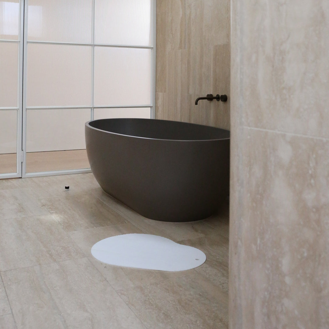 DESIGNSTUFF CURV Silicone Bath Mat, White