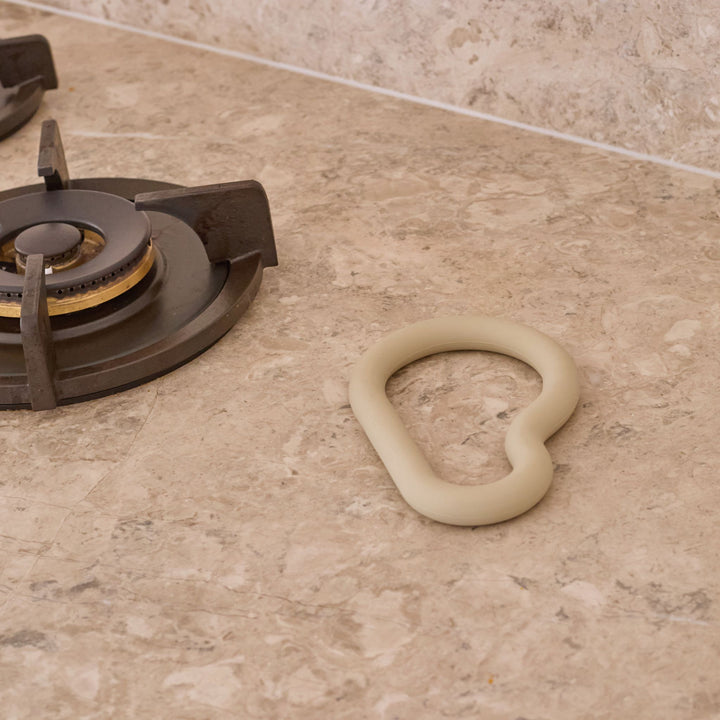 DESIGNSTUFF RUND Curve Silicone Trivet, Sand