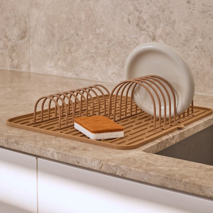 DESIGNSTUFF DRIP Dish Drainer, Camel (Set of 2)
