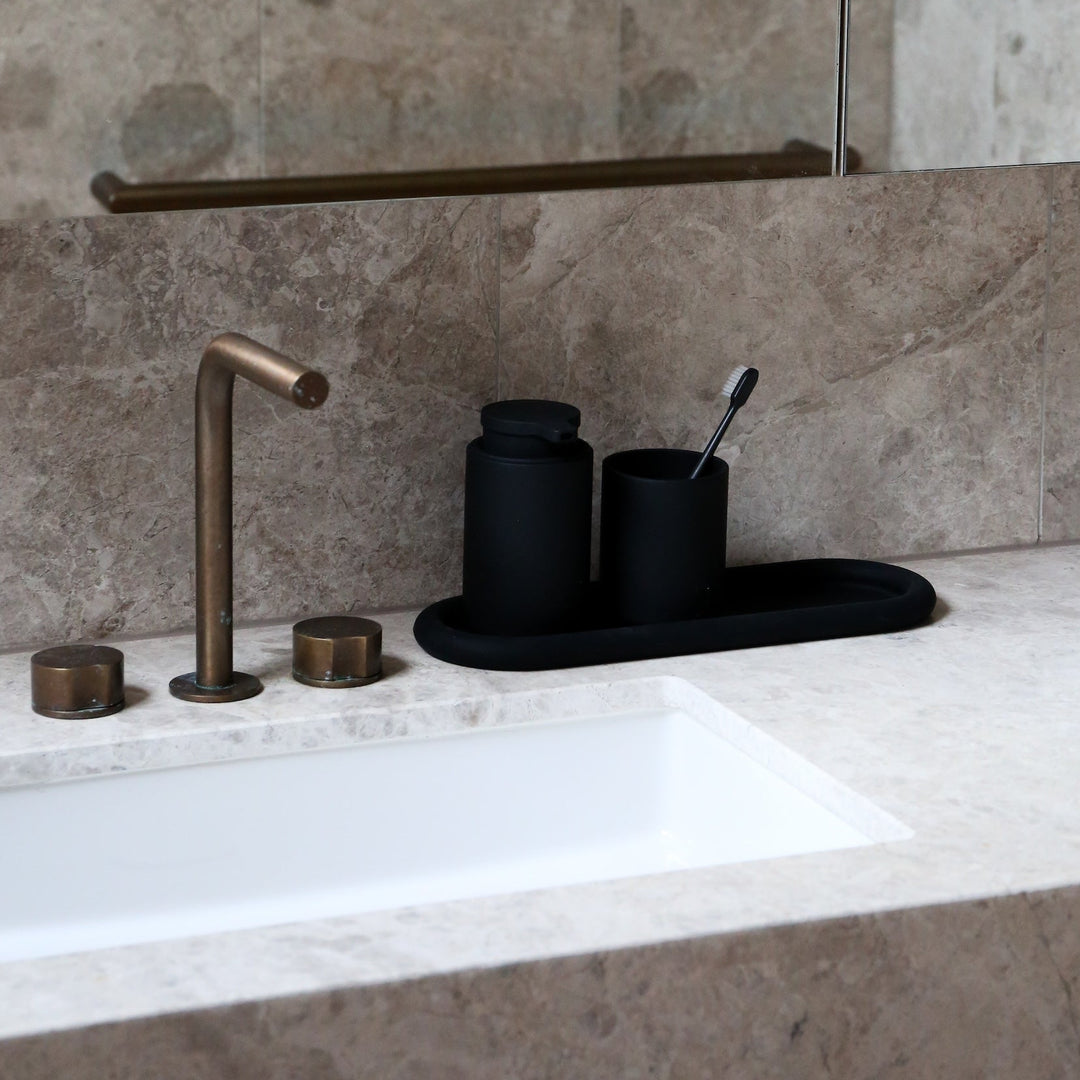 DESIGNSTUFF RUND Bubble Tray, 35cm, Black