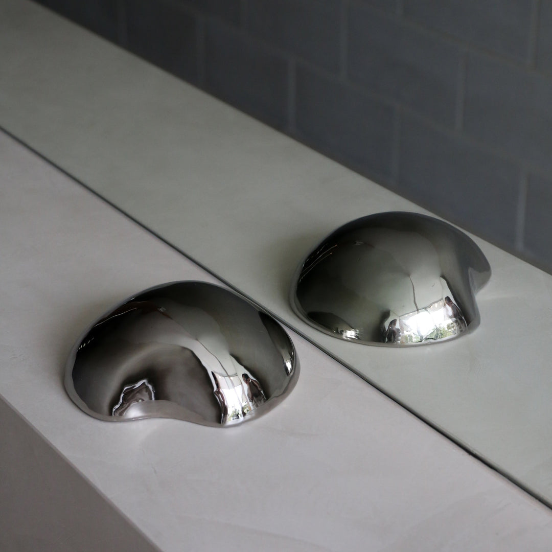 BLOOMINGVILLE Bobby Sculpture Stoneware H18xL21.5cm, Chrome/Silver