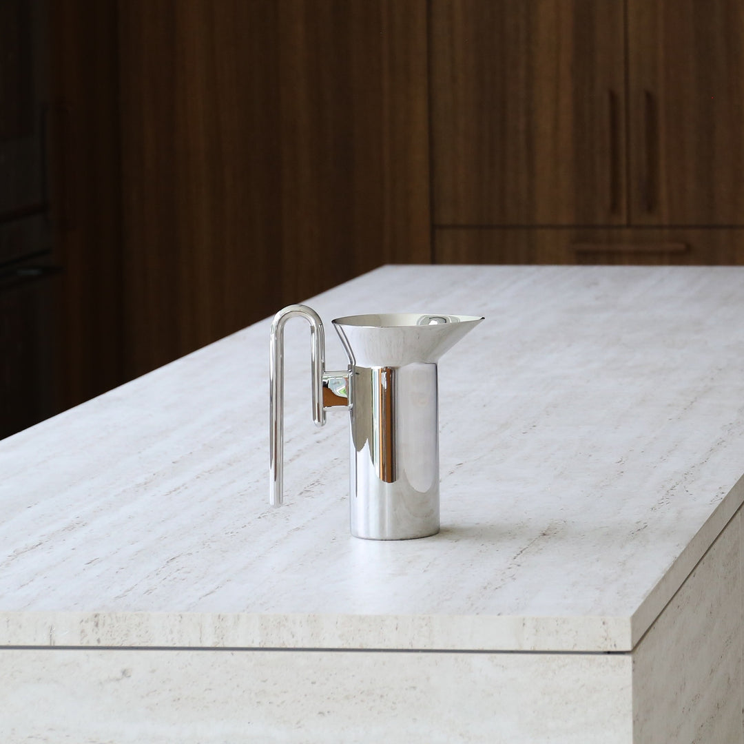 &TRADITION Momento Jug, 1L, Polished Stainless Steel