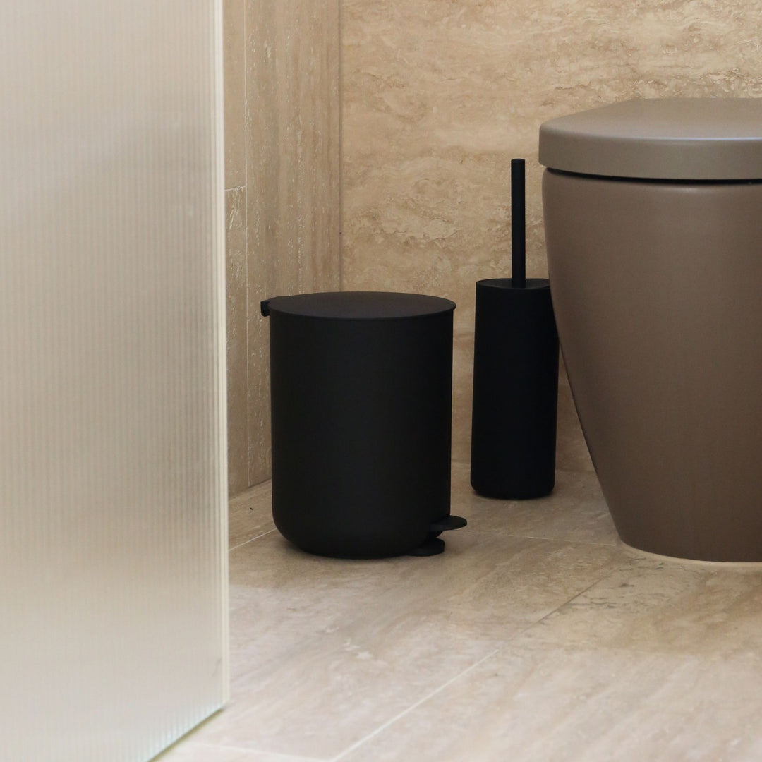 DESIGNSTUFF ARC Pedal Bin, 4.3L, Black