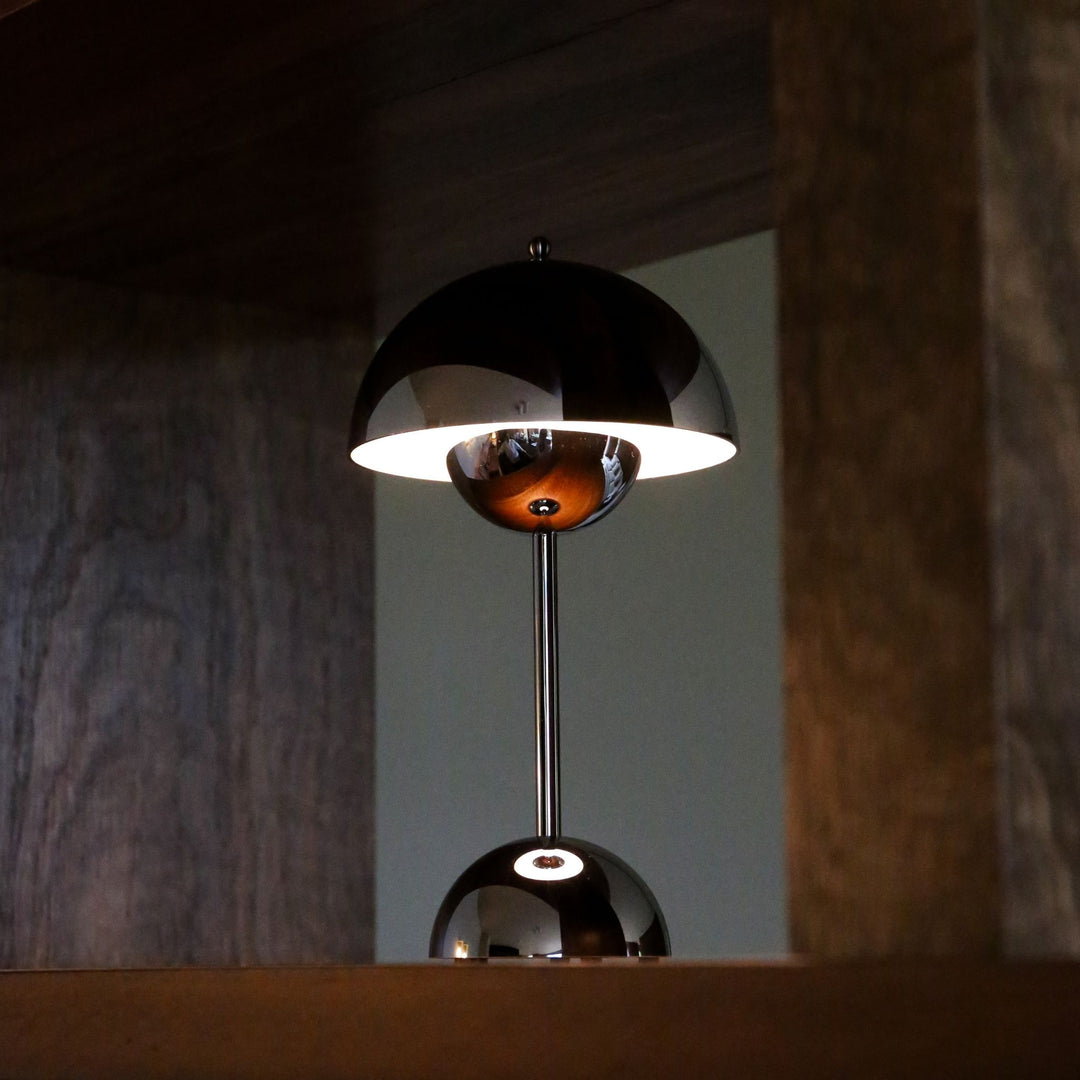 &TRADITION Flowerpot Portable Lamp VP9, Chrome-plated