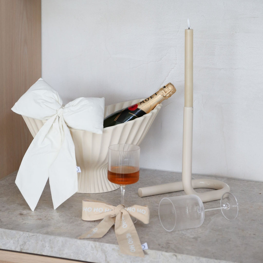 DESIGNSTUFF LUVA Bow for Hanging, H32 cm, Cream