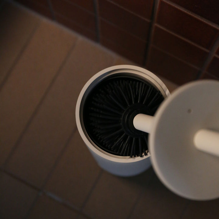 DESIGNSTUFF ARC Toilet Brush Head Silicone, Black