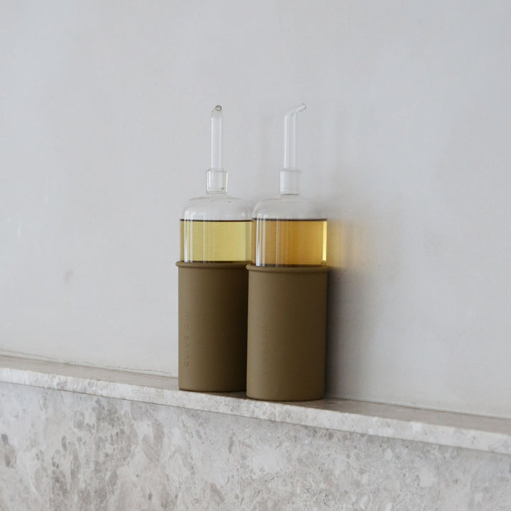 DESIGNSTUFF RUND Bottle for Olive Oil Glass/Silicone, 700ml, Fern