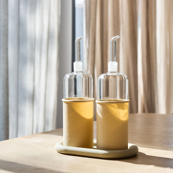 DESIGNSTUFF RUND Bottle for Vinegar, Glass/Silicone, 700ml, Sand