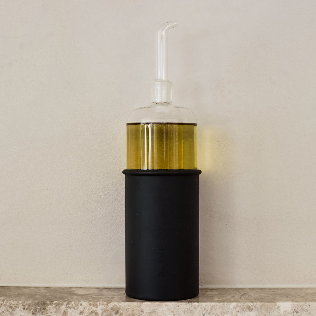 DESIGNSTUFF RUND Bottle for Olive Oil Glass/Silicone, 700ml, Black